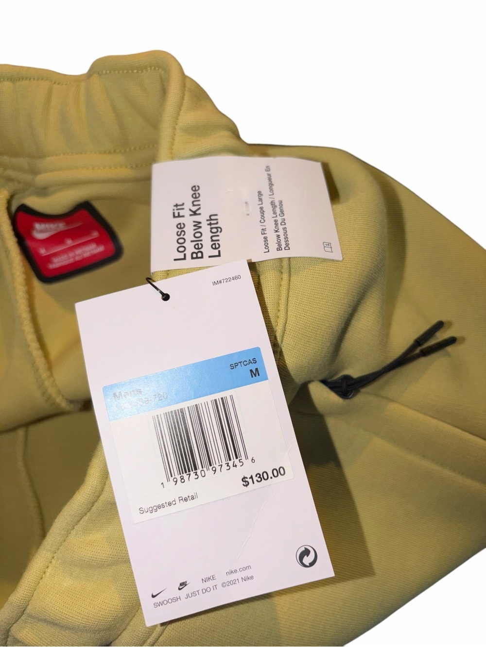 Nike tech fleece mens M yellow shorts NWT - Picture 4 of 5